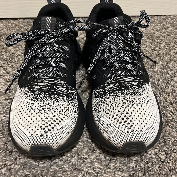 Salomon SOC 2 Women's Running Shoes - Picture 2 of 9